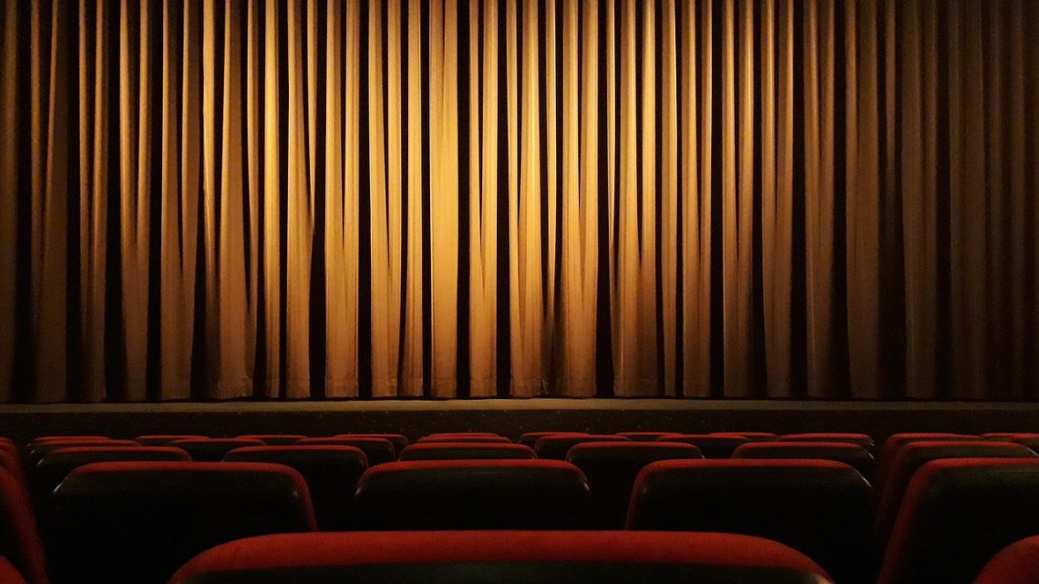 प्रभास की ‘द राजा साब’ की टीम ने हॉरर-फैंटेसी सेट पर मनाई गणेश चतुर्थी