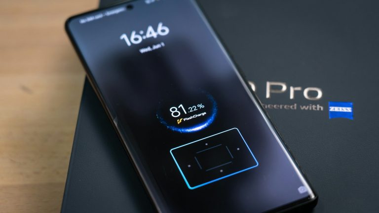 वीवो की Y-सीरीज़ का गजब का सफर: 10,200mAh वाले नए Y600 Pro से लेकर पुराने Y16 तक